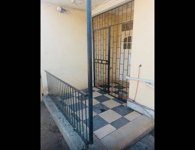 1 BEDROOM PROPERTY TO RENT IN BEZUIDENHOUT VALLEY